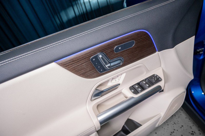 Certified 2025 Mercedes-Benz GLA 250 image 12