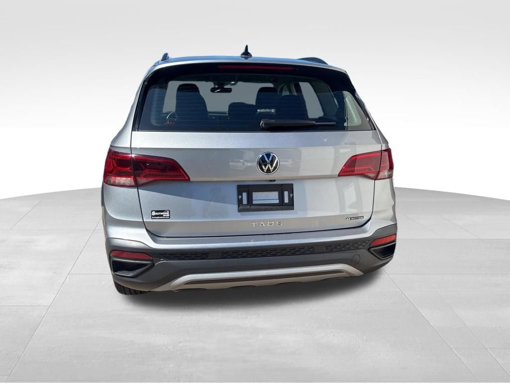 Used 2024 Volkswagen Taos S AWD/4WD image 5