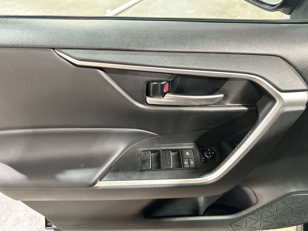 Used 2024 Toyota RAV4 XLE image 15