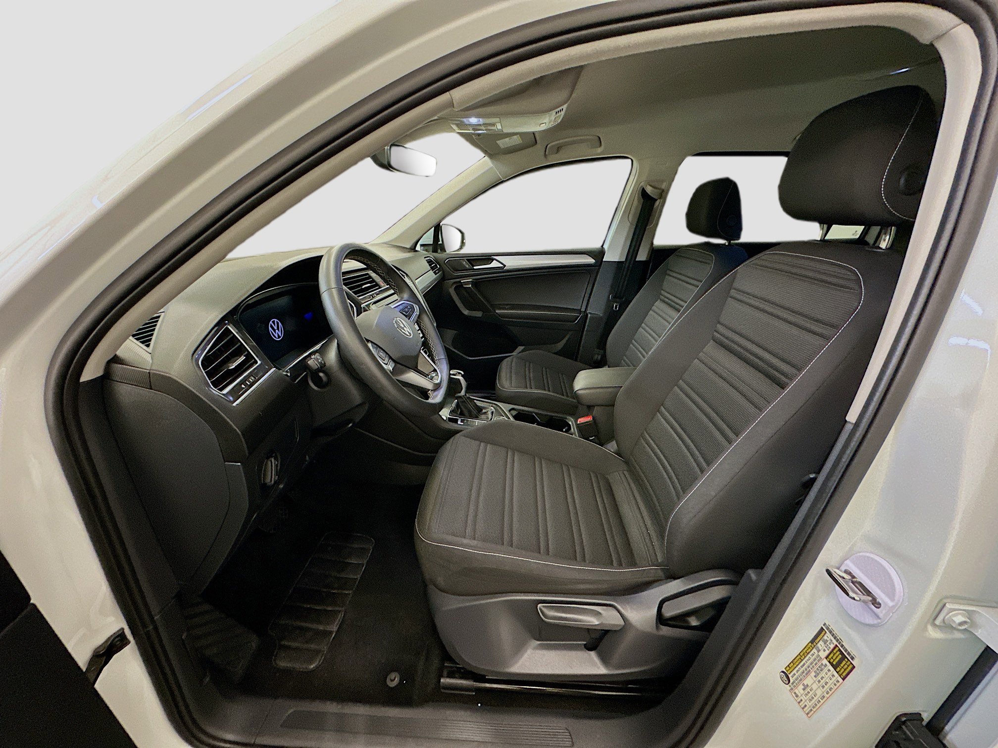 Used 2024 Volkswagen Tiguan S image 13