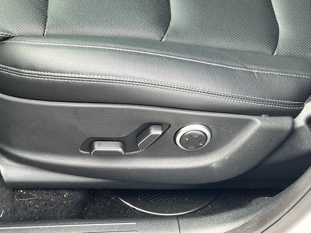 Used 2026 Genesis GV70 2.5T Select AWD/4WD image 10