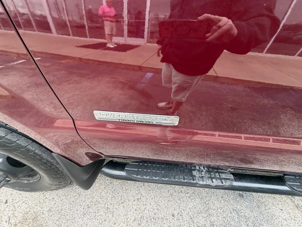 Used 2004 Ford F350 Lariat image 9