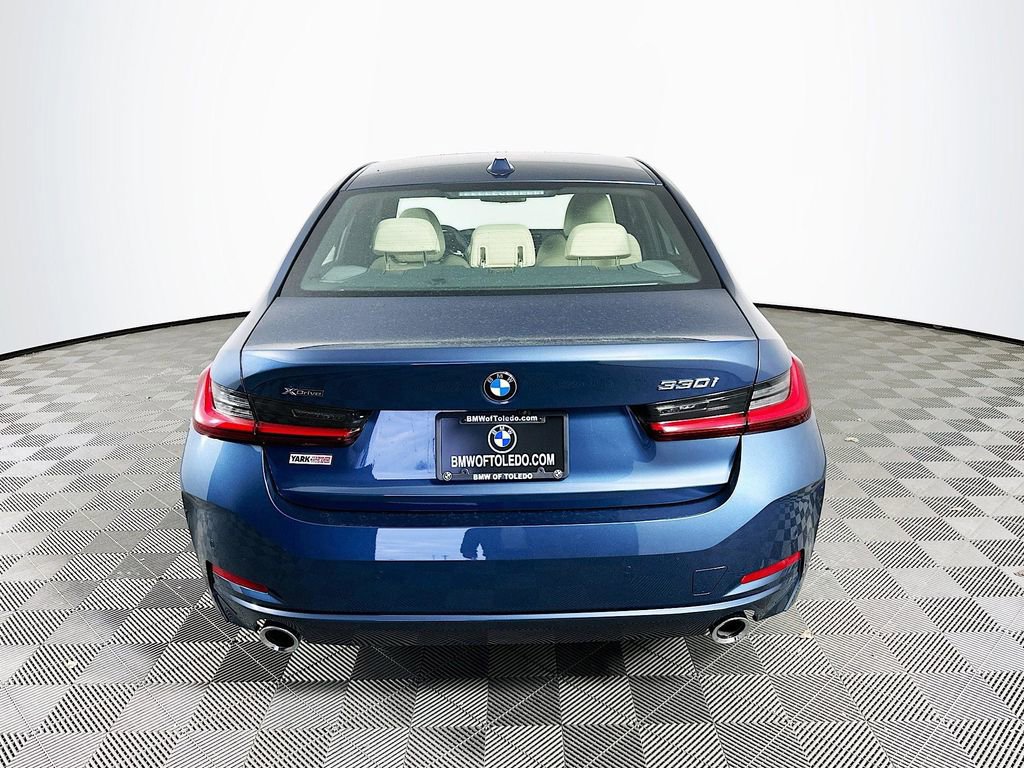 New 2026 BMW 330i xDrive Sedan w/ Premium Package image 8