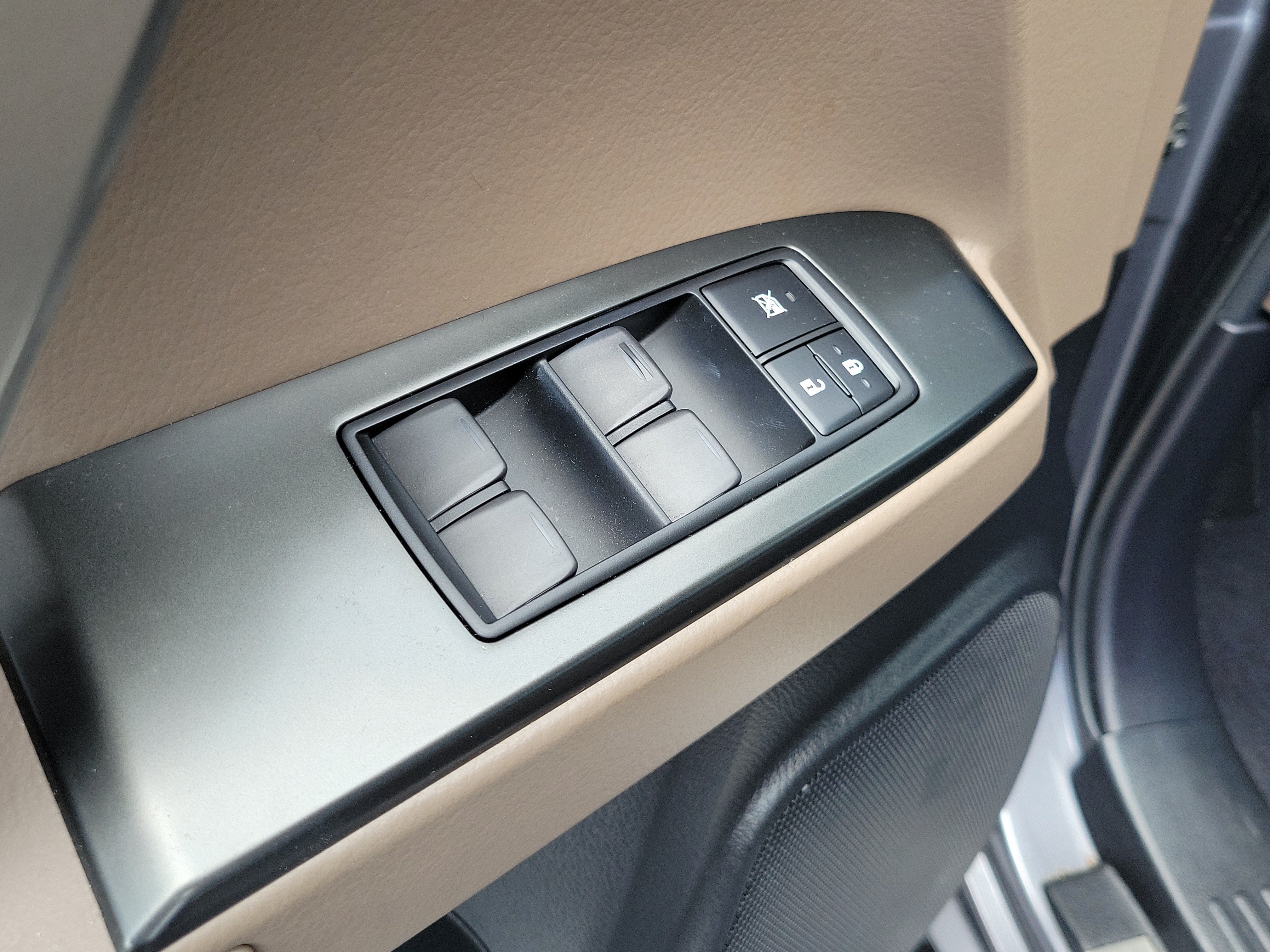 Used 2023 Lexus GX 460 Premium w/ Premium Package AWD/4WD image 19