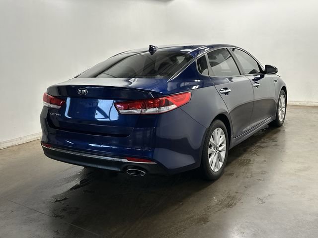 Used 2018 Kia Optima LX w/ 17" Alloy Wheels Package image 31