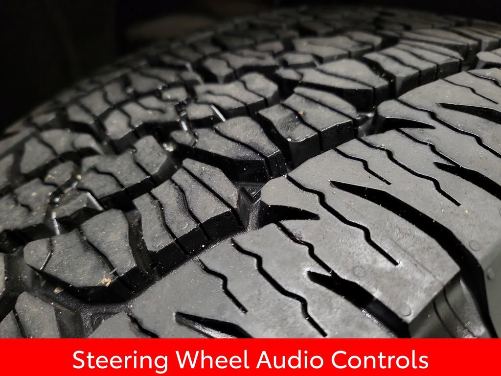 Used 2021 GMC Sierra 1500 Elevation image 11