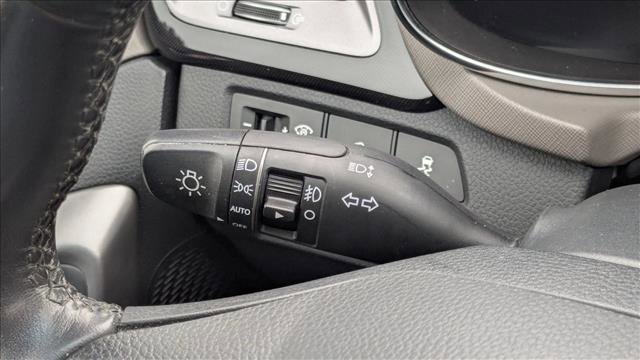 Used 2014 Hyundai Santa Fe Limited image 16