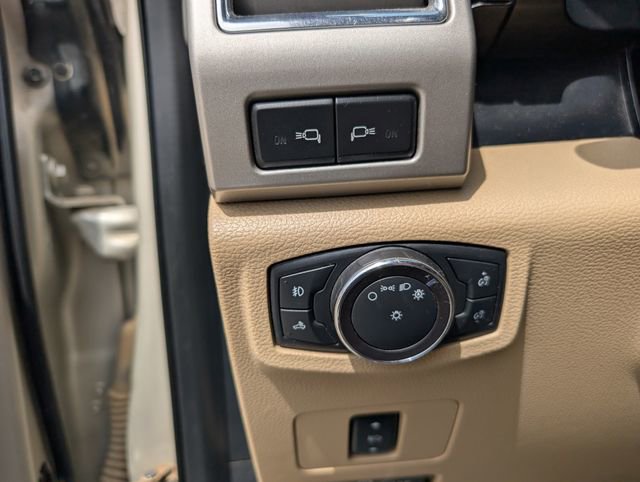 Used 2017 Ford F350 Lariat w/ Chrome Package image 13
