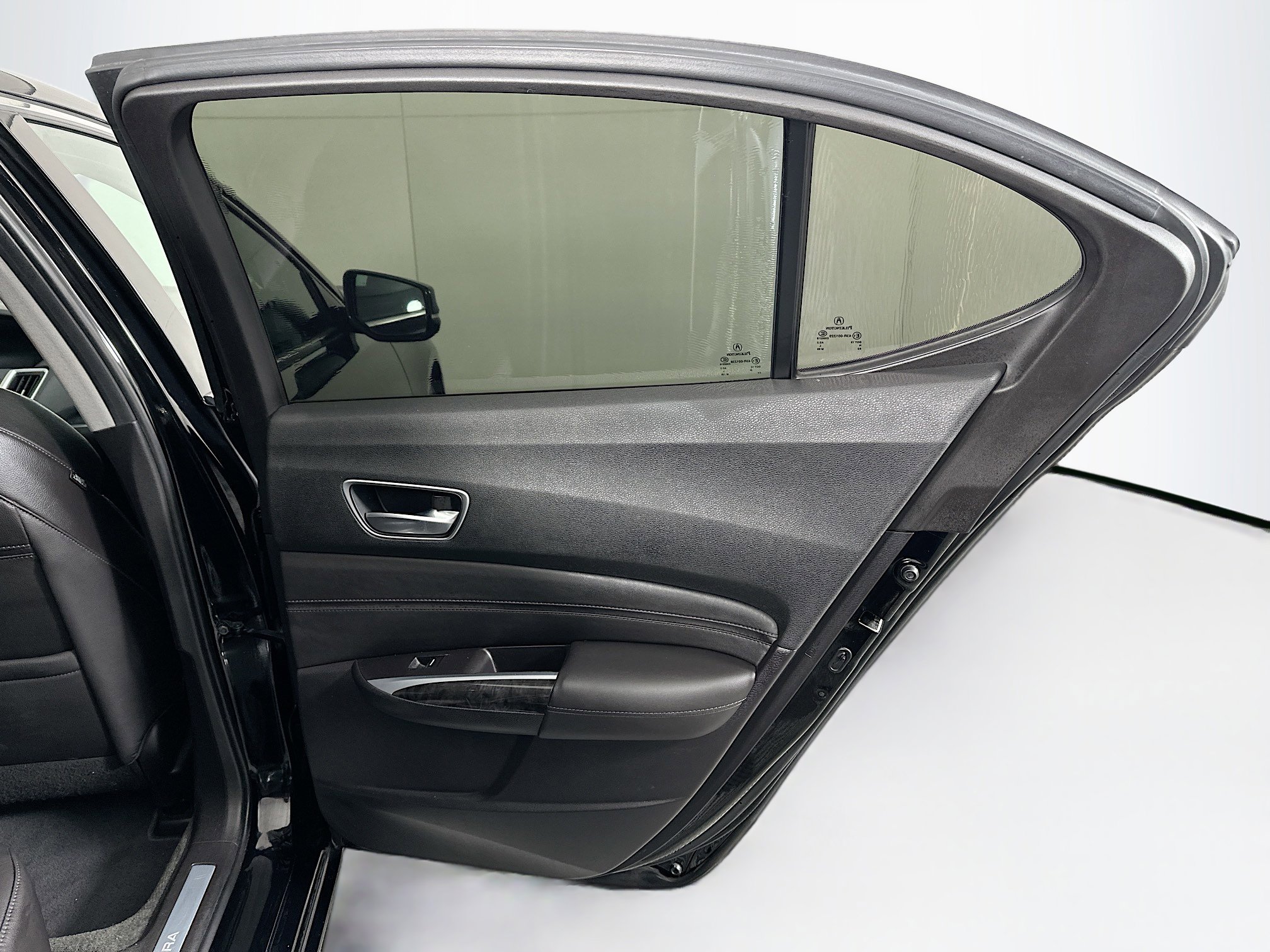 Used 2018 Acura TLX V6 image 28