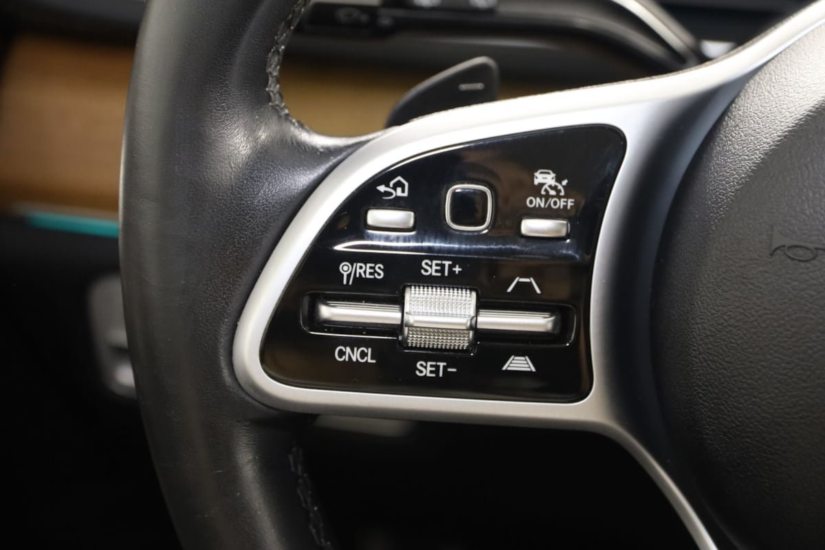 Used 2020 Mercedes-Benz GLS 450 4MATIC image 47