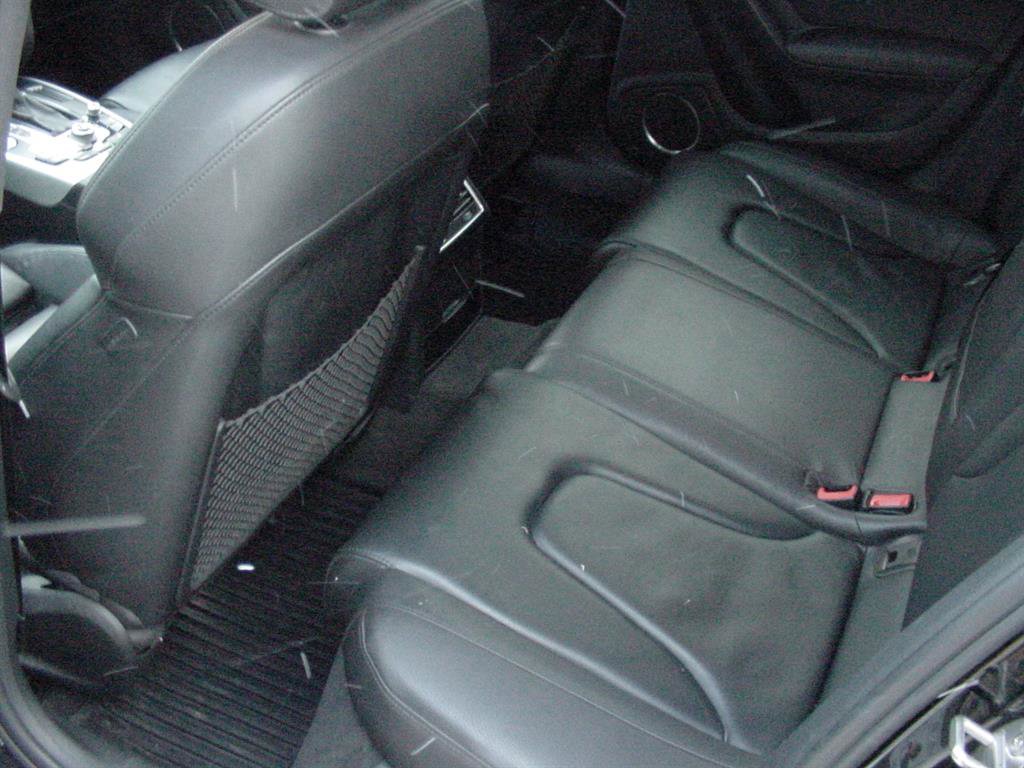 Used 2016 Audi A4 Premium Plus w/ Technology Package image 23