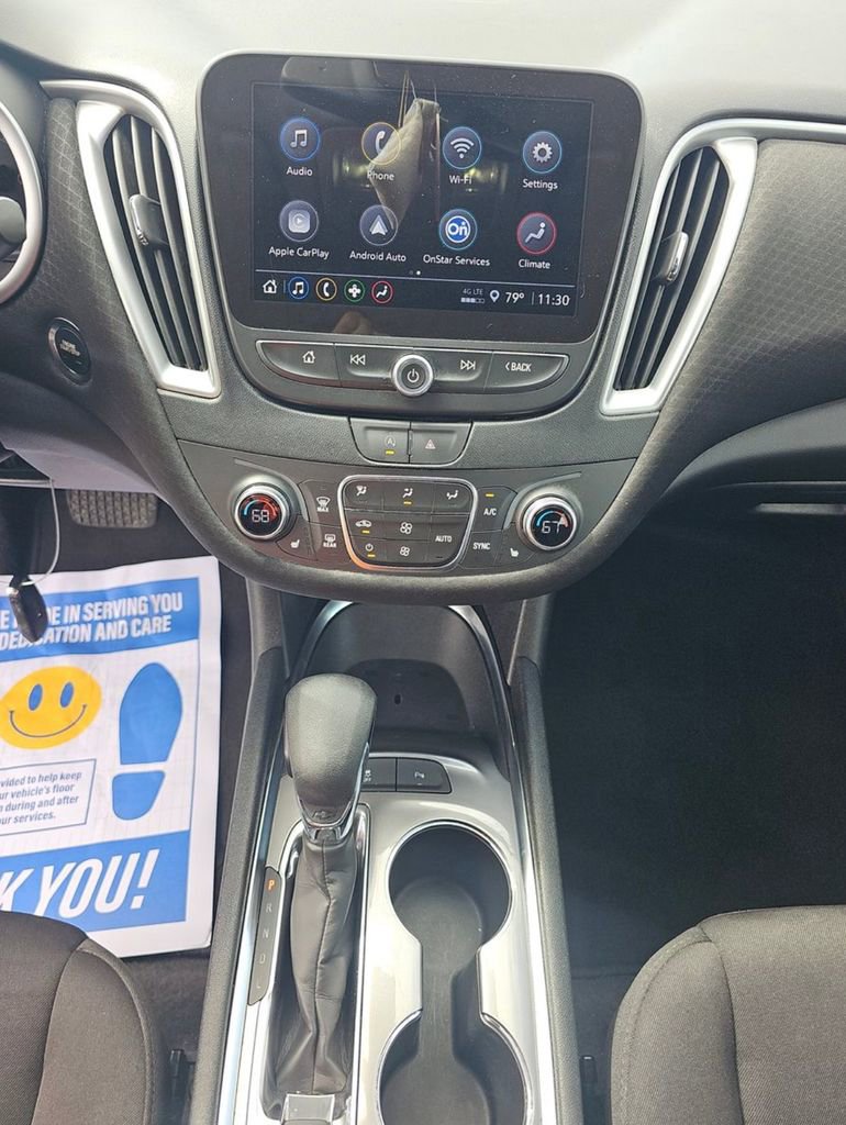 Used 2024 Chevrolet Malibu LT image 10