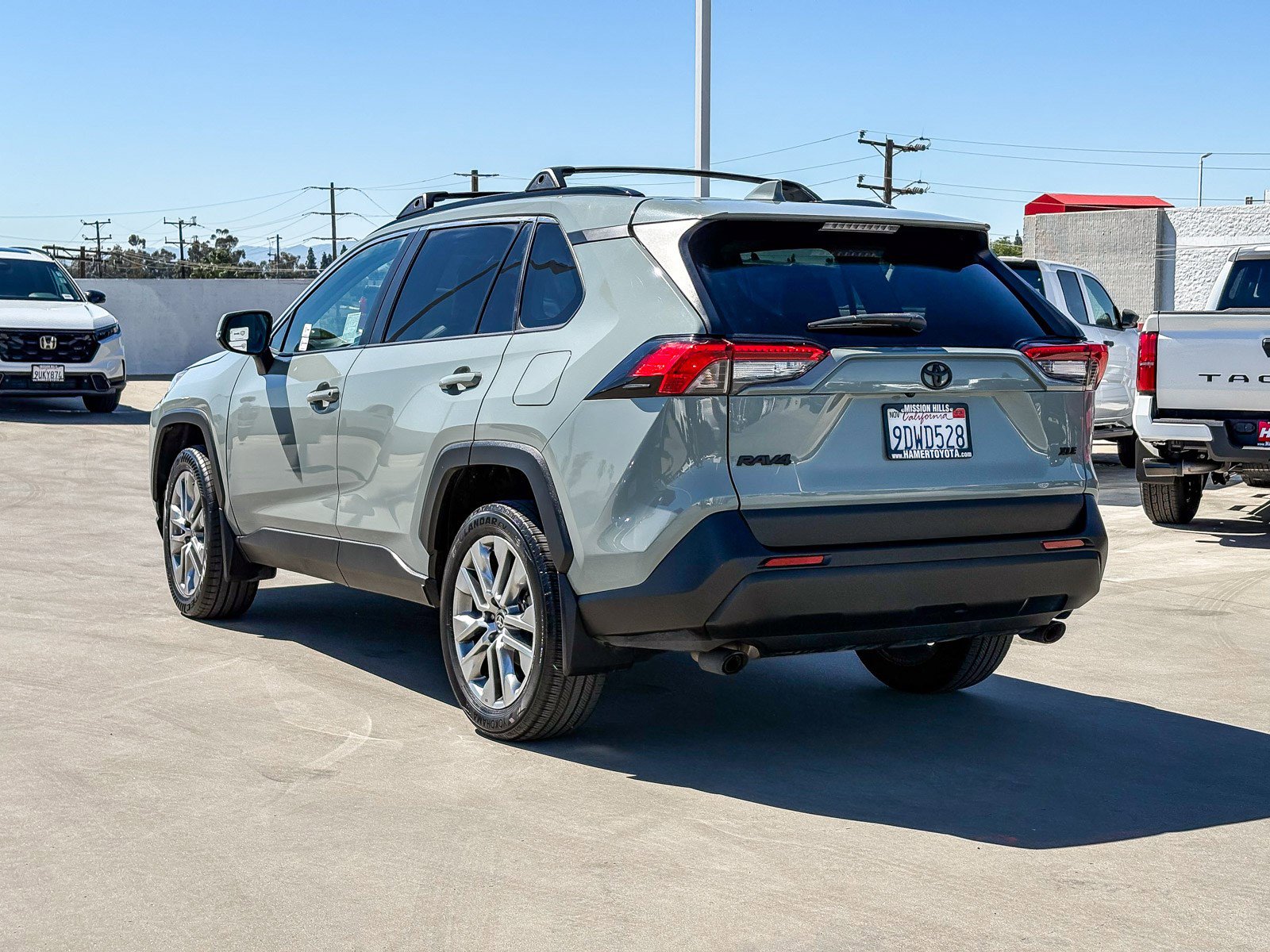 Certified 2022 Toyota RAV4 XLE Premium image 5