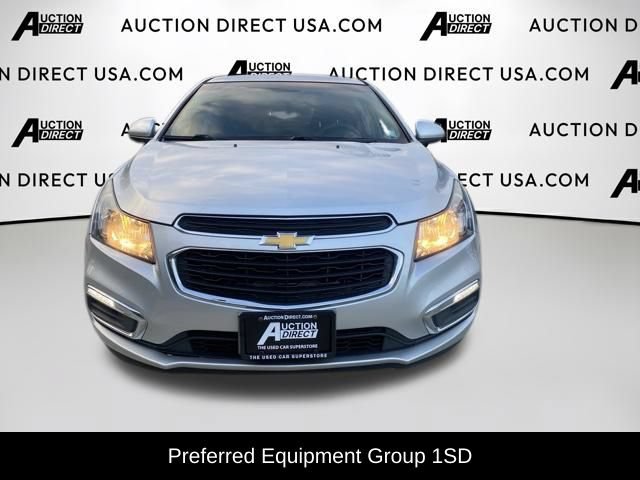 Used 2015 Chevrolet Cruze LT w/ Technology Package FWD video 2
