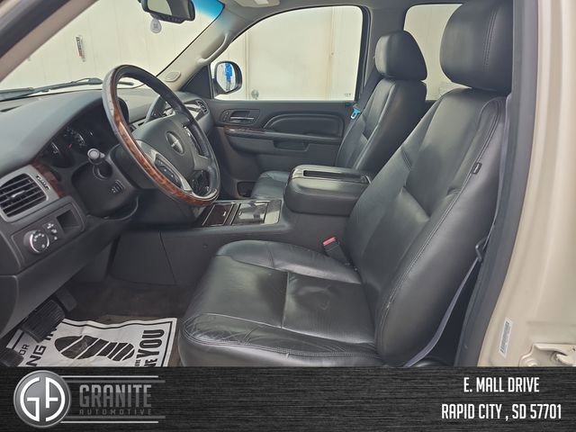 Used 2011 GMC Yukon Denali image 9