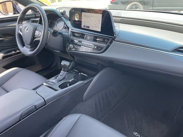 Used 2024 Lexus ES 350 FWD image 12