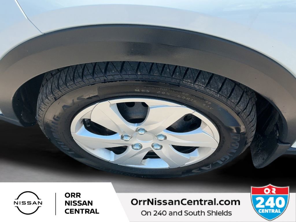 Used 2018 Nissan Kicks S FWD image 9
