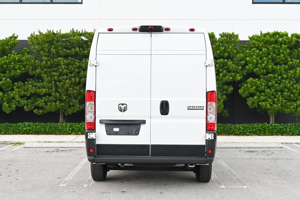 Used 2024 RAM ProMaster 2500 w/ Convenience Group FWD image 5