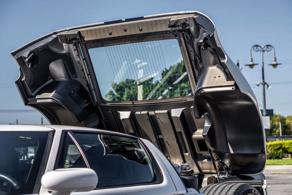 Used 2005 Ford GT image 36