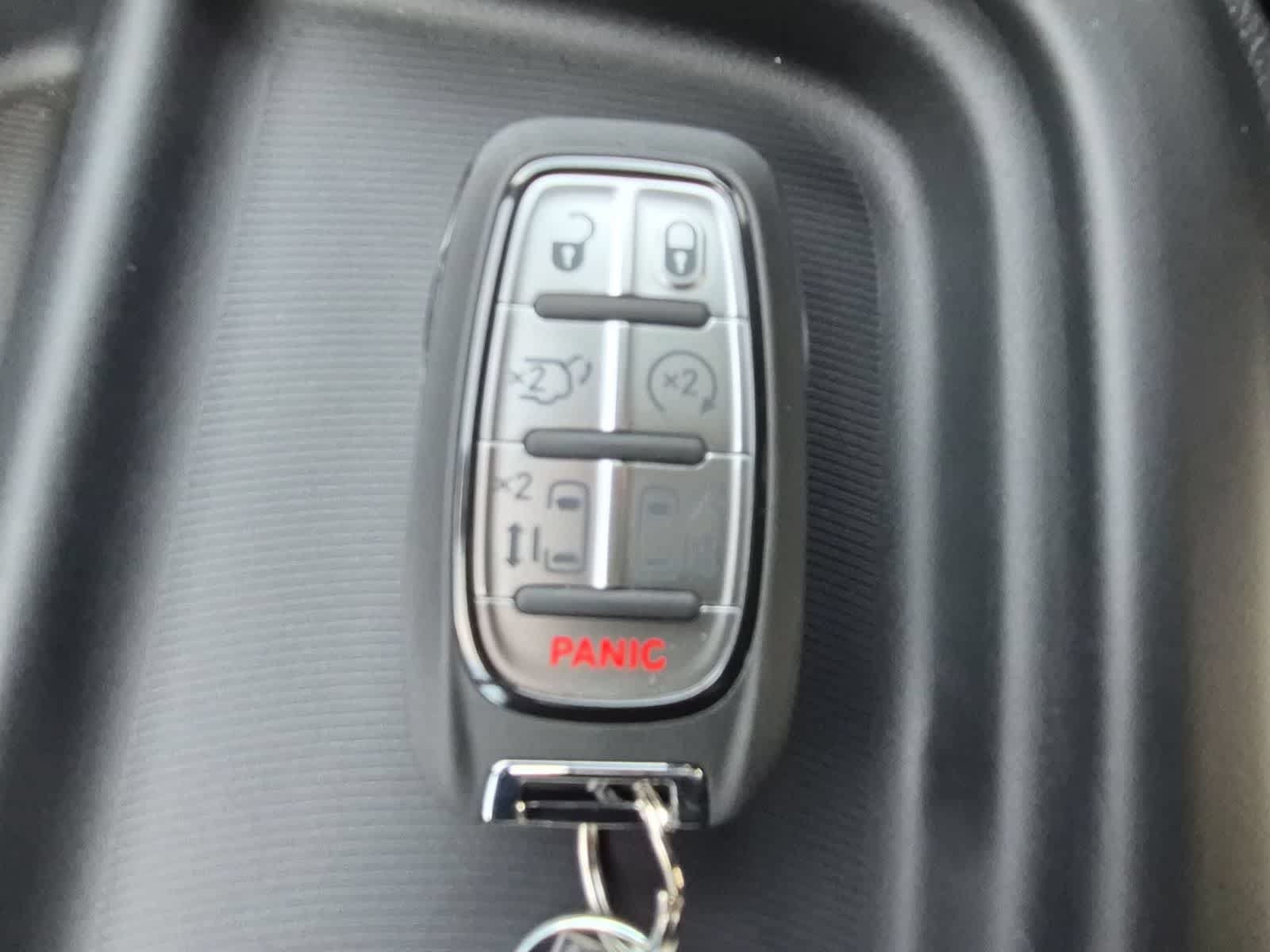 New 2027 Chrysler Pacifica LX FWD image 33