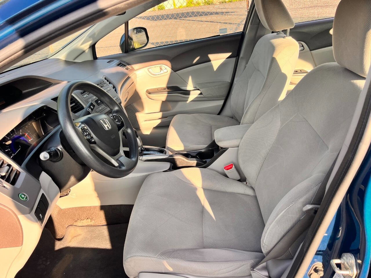 Used 2012 Honda Civic LX image 10