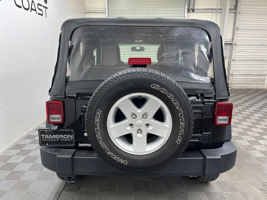 Used 2018 Jeep Wrangler Sport AWD/4WD image 10