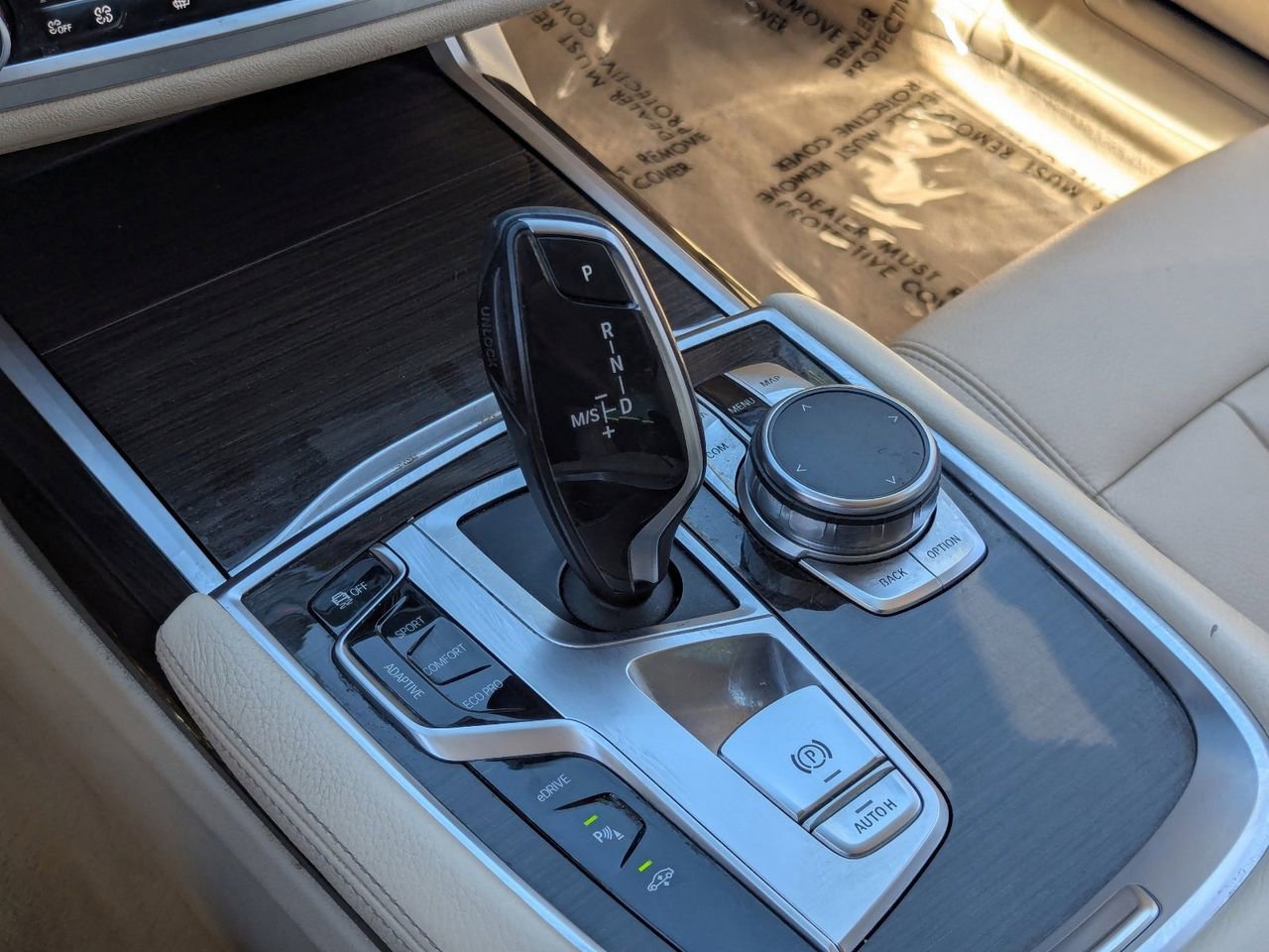 Used 2018 BMW 740e xDrive w/ Driver Assistance Package AWD/4WD image 27