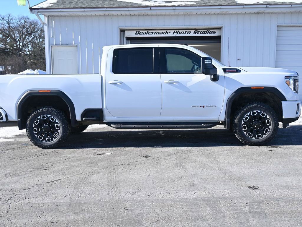 Used 2023 GMC Sierra 2500 AT4 image 5