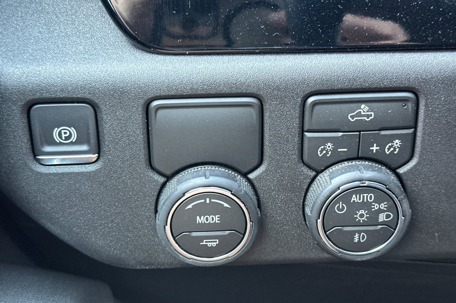 Used 2026 Chevrolet Silverado 1500 RST RWD image 39