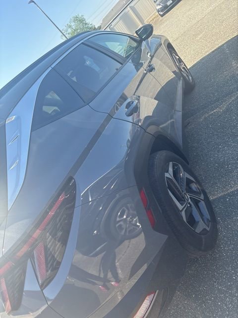 Used 2024 Hyundai Tucson SEL w/ Convenience Package FWD image 2