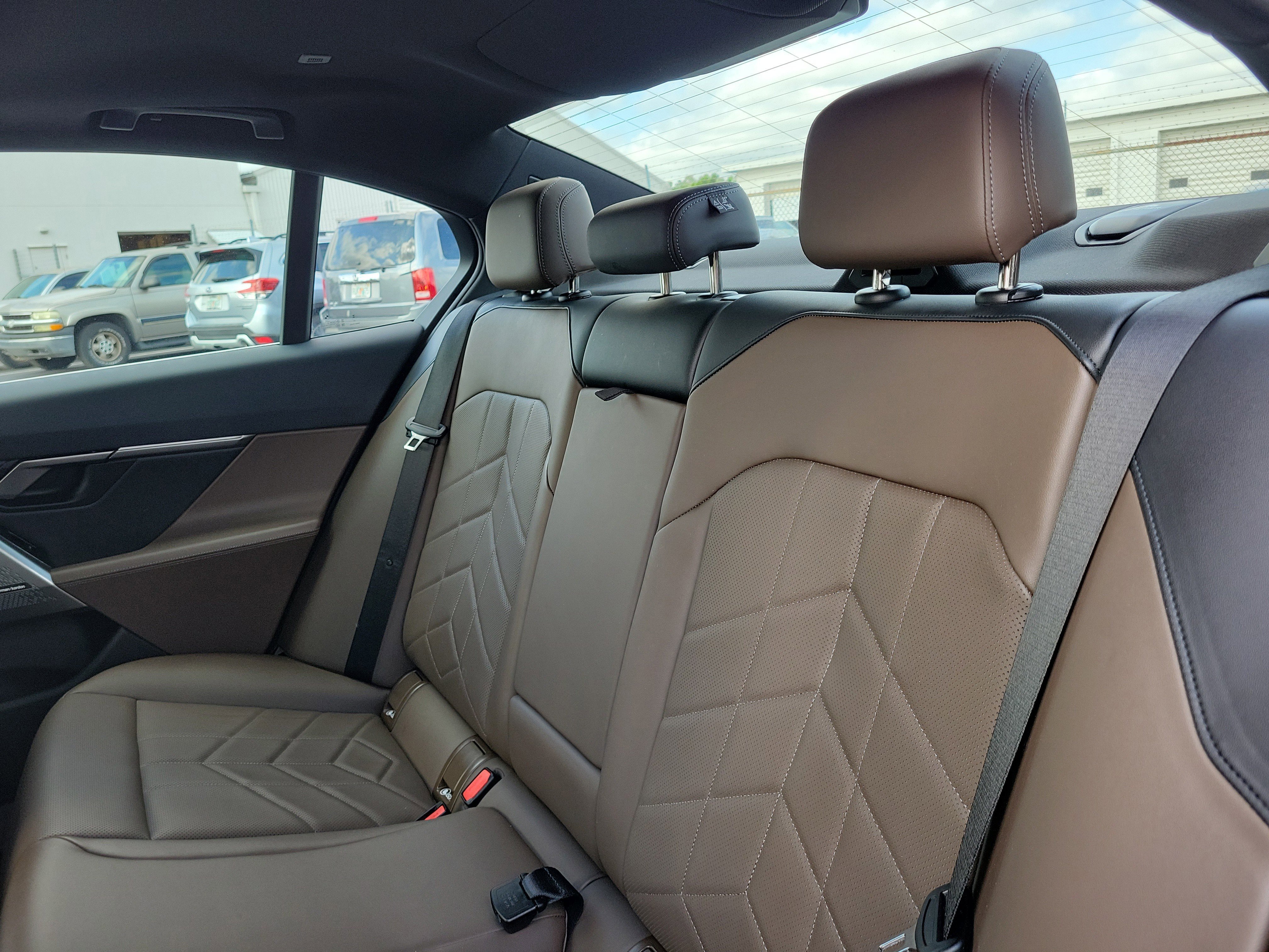 Used 2026 BMW 530i RWD image 10