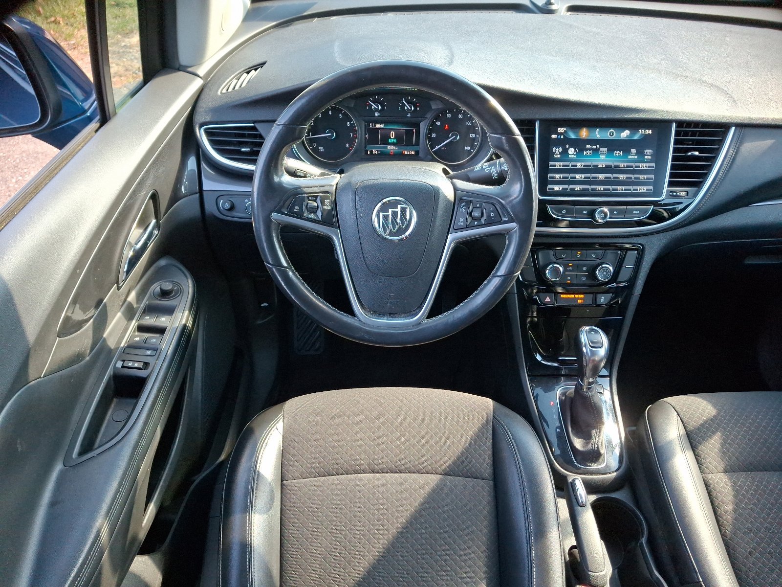Used 2019 Buick Encore Sport Touring image 10
