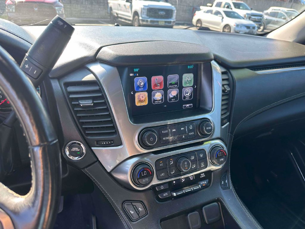 Used 2018 Chevrolet Tahoe LT w/ Luxury Package AWD/4WD image 32