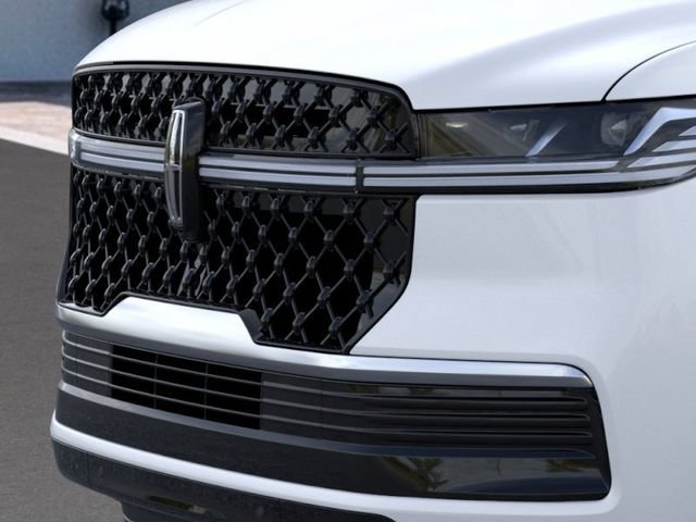 New 2026 Lincoln Navigator L Reserve w/ Jet Appearance Package AWD/4WD image 18