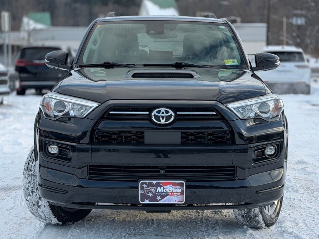 Used 2022 Toyota 4Runner TRD Sport w/ Technology Package image 2