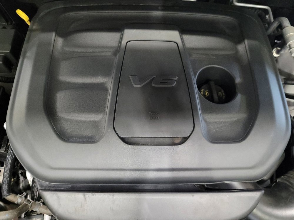 Used 2020 Jeep Grand Cherokee Altitude image 30