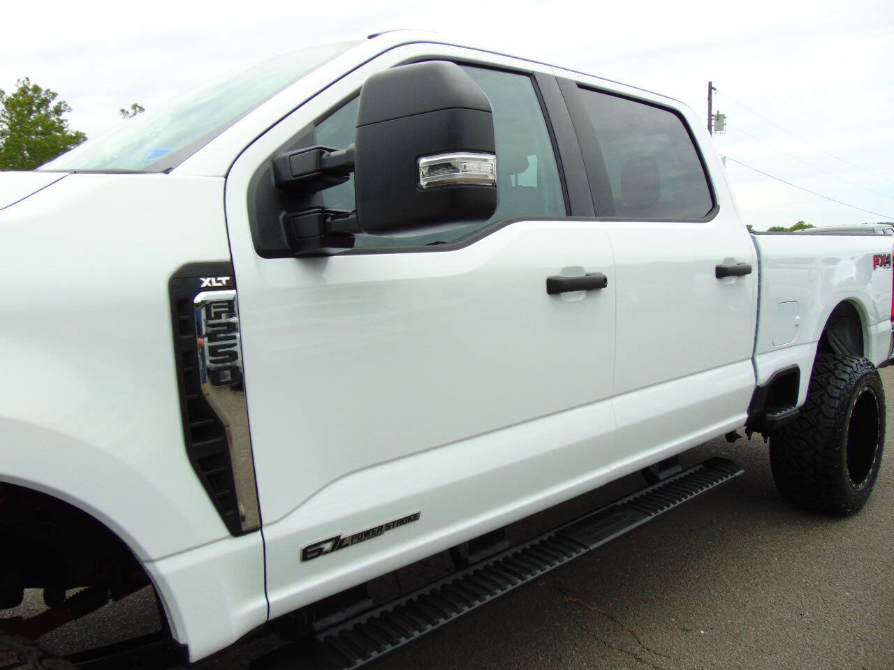 Used 2025 Ford F250 XLT AWD/4WD image 28