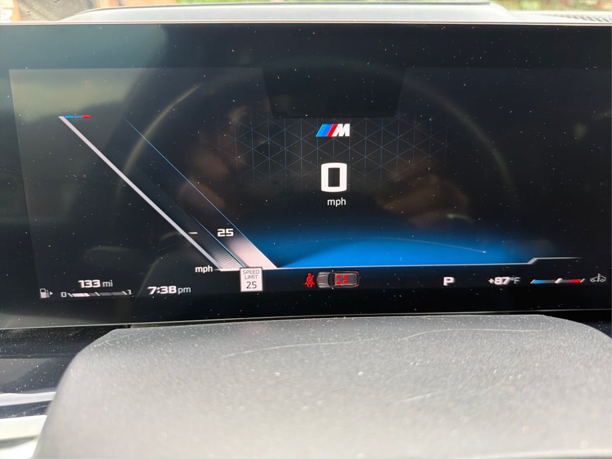 Used 2024 BMW X7 M60i w/ Executive Package AWD/4WD image 43