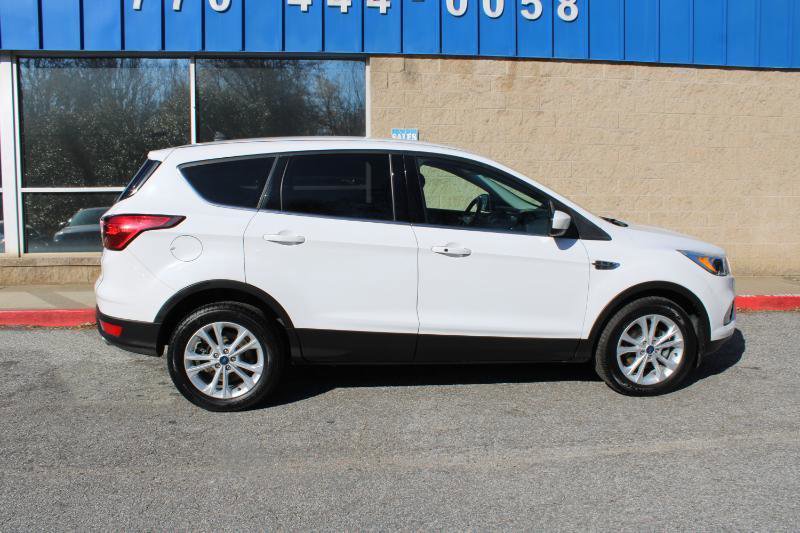 Used 2019 Ford Escape SE FWD image 26