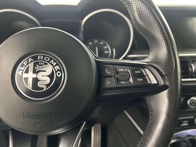 Used 2023 Alfa Romeo Stelvio Ti w/ Active Assist Plus Package image 13