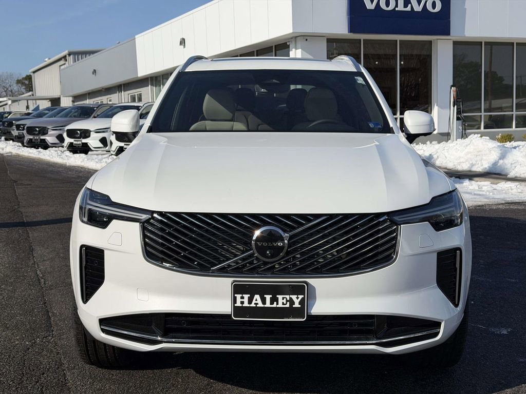 New 2026 Volvo XC90 B6 Plus w/ Protection Package Premier AWD/4WD image 23