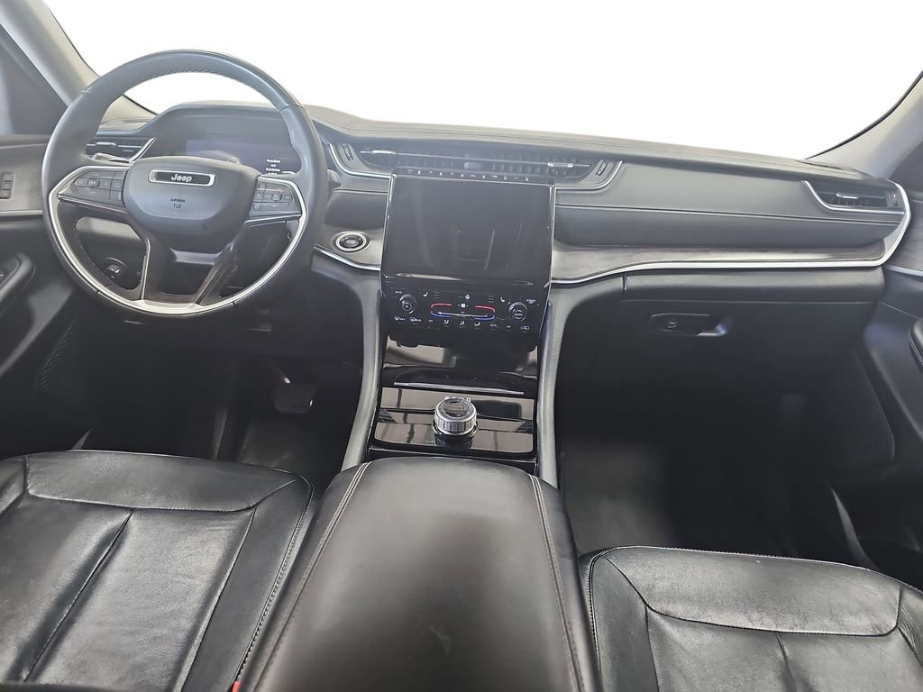 Used 2023 Jeep Grand Cherokee L Limited RWD image 9