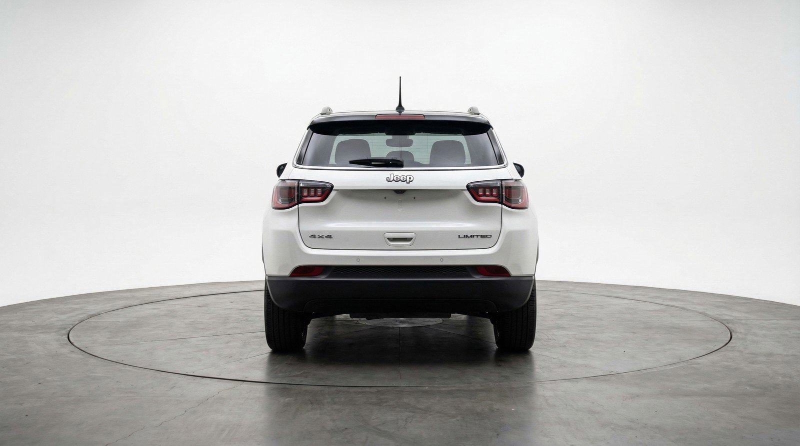 Used 2025 Jeep Compass Limited image 7