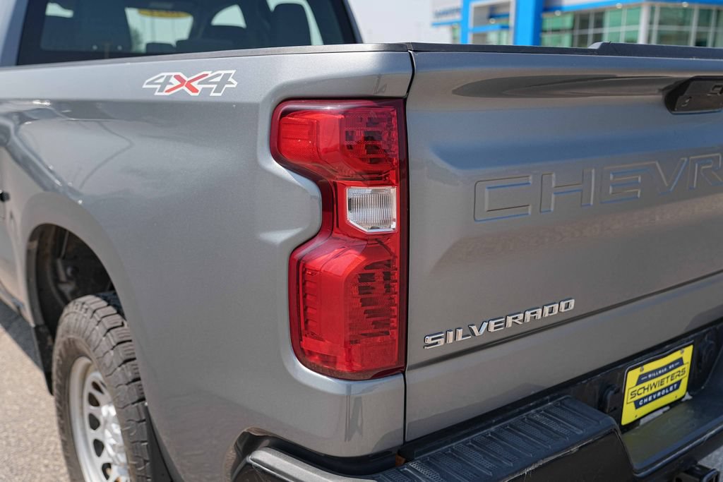 Used 2021 Chevrolet Silverado 1500 W/T w/ WT Fleet Convenience Package AWD/4WD image 9