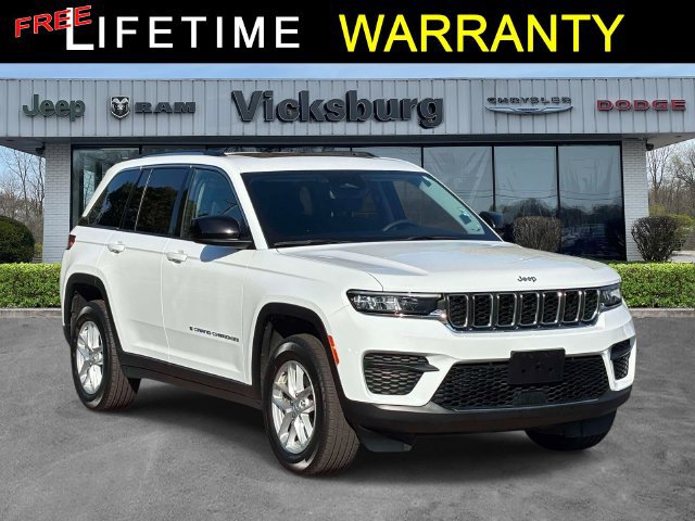 Used 2023 Jeep Grand Cherokee Laredo w/ Luxury Tech Group I AWD/4WD 360° Tour