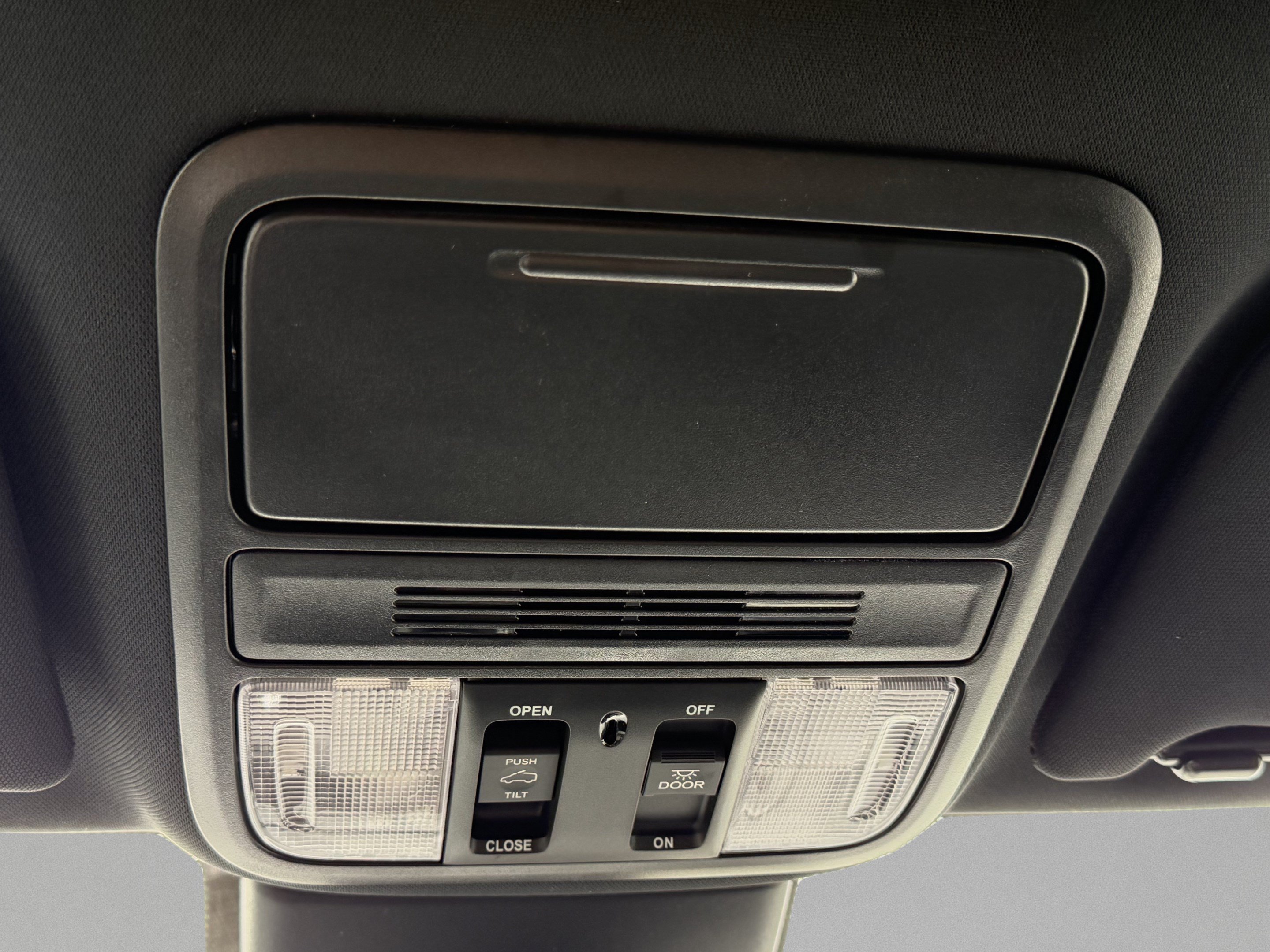 New 2026 Honda Odyssey Sport-L image 17