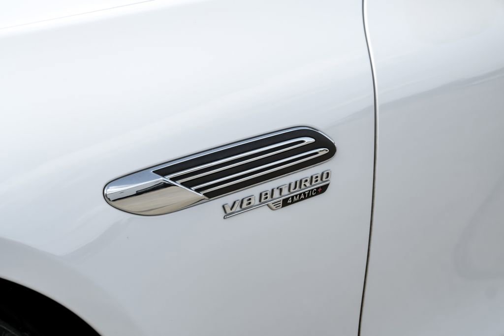 Used 2022 Mercedes-Benz SL 63 AMG 4MATIC image 36