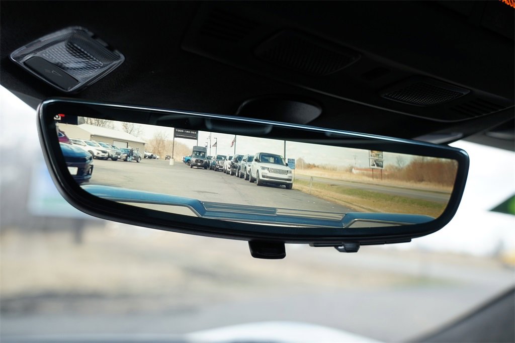 Used 2023 Chevrolet Corvette Stingray Premium Conv w/ Z51 Performance Package image 34