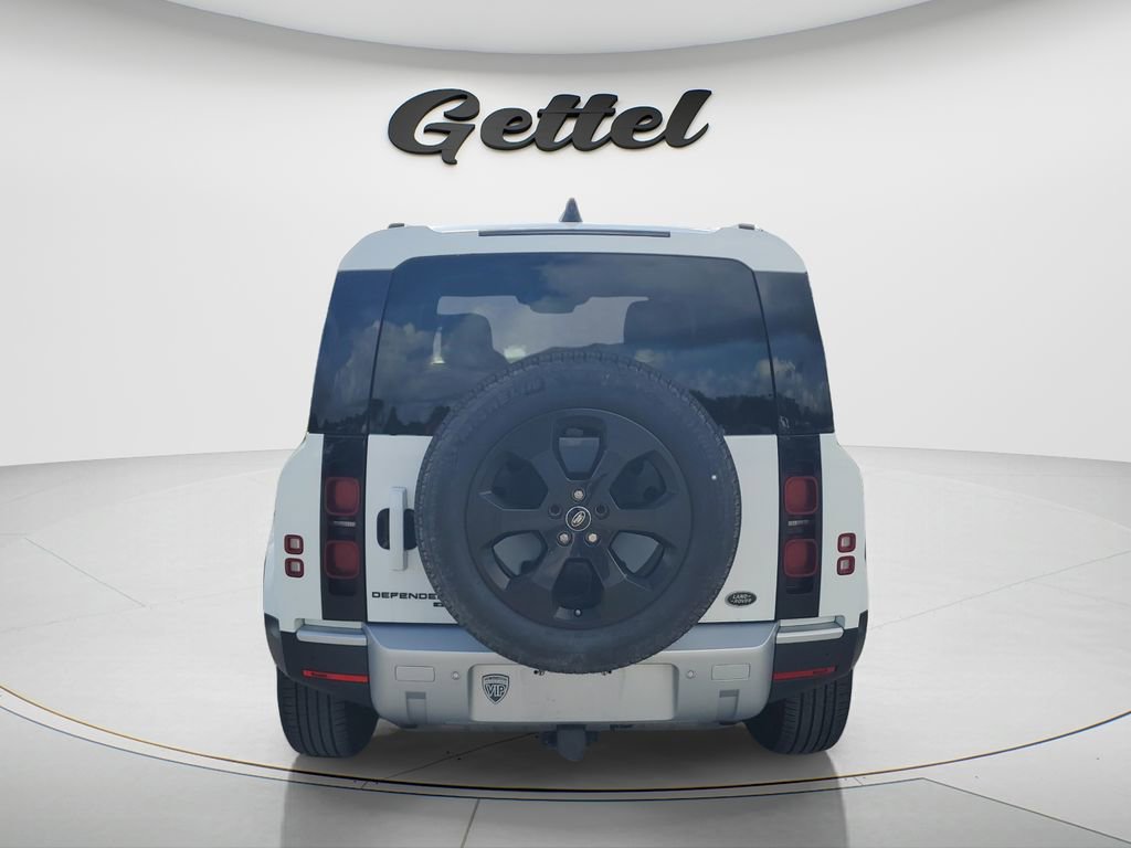 Used 2020 Land Rover Defender 110 S AWD/4WD image 4
