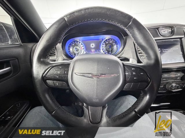 Used 2017 Chrysler 300 S AWD/4WD image 18